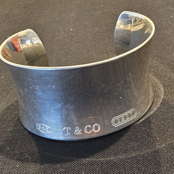 Tiffany & Co. 1937 Cuff Bracelet 925 Silver - Picture 5 of 7